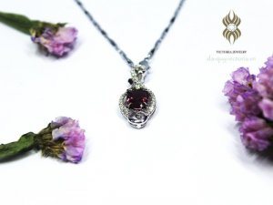 Dây chuyền nữ đính đá garnet thiên nhiên sang trọng charmant