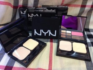 Bộ make up Mini NYYN