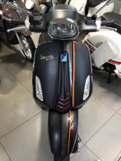 Mua Vespa tại Long An
