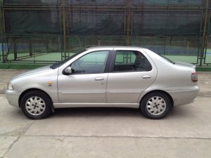 Cần bán xe Fiat 2003