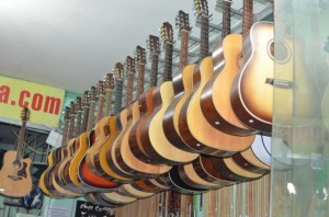 Cửa hàng bán đàn ghita giá rẻ tại Gò Vấp Tp hcm