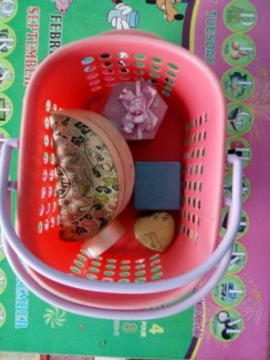 Gấu và túi đựng bút
