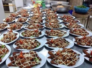 Dịch Vụ Nấu Ăn Quang Hùng ! Chuyên ; Nhận Nấu Tiệc Tại Nhà Đà Nẵng