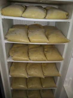 Cung cấp cơm (thịt) sầu riêng làm chè, bánh, sinh tố,...
