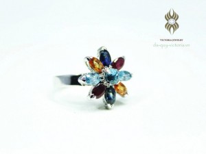 Nhẫn nữ đính đá zircon thiên nhiên Vier farben