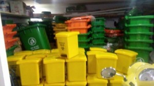Bán thùng rác môi trường 660 lít, 120 lít, 240 lít tại đà nẵng