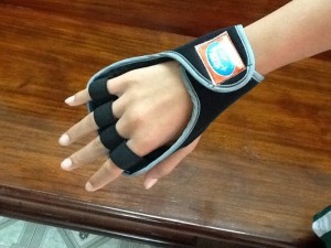 Sản Xuất Phân Phối Sỉ Lẻ Găng Tay Tập Gym Và Dệt Vải May Khăn Baby