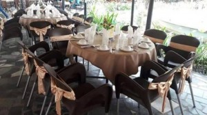 Bàn ghế cafe nhựa đúc giá rẻ