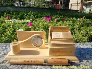 Quà tặng thầy cô ý nghĩa sang trọng