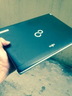 Laptop FUJISU i5 p770/b , máy nội địa Nhật