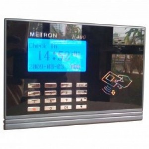 Khuyến mãi bất ngờ trong tháng 4 với máy chấm công thẻ cảm ứng metron K400