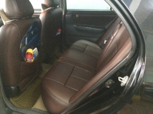 Bán xe ô tô, số sàn ,trang bị theo xe
