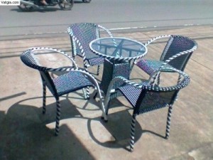Bộ bàn ghế cafe thanh lý