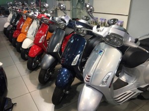 Không đủ tiền mua xe Vespa như mong ước, bạn đừng lo?