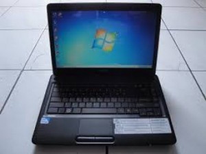 Laptop Toshiba C640,core i3, mới keng ram 2gb hdd 320gb