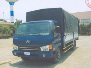 Xe tải hyundai hd72 lắp rápthùng mui bạt