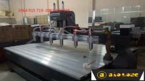 Máy cnc 1820 6 đầu, máy đục vách ngăn giá chỉ 175 triệu