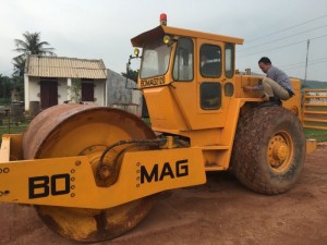 Bán gấp xe Lu rung bomag