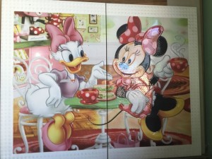 Gạch ốp trang trí nghệ thuật khổ 25x40 Mickey