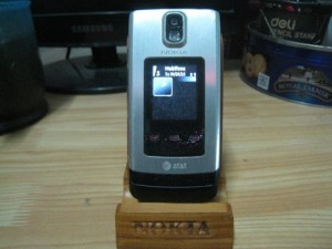 Nokia 6650d, nắp gập siêu mỏng.