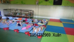 Giường ngủ mầm non bảo hành 2 năm