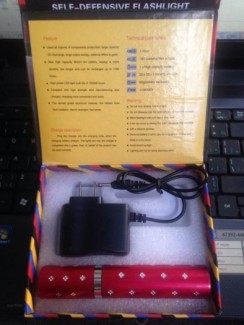 Đèn Pin Thỏi Son Tích Điện 2 In 1 Không Cần Thay Pin