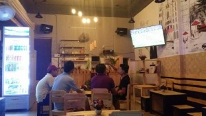 Cần sang quán cafe