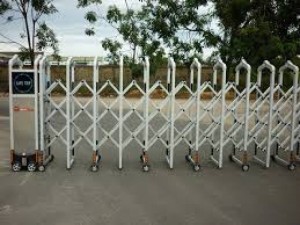 Sửa chữa cổng xếp inox tự động,
