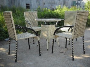 Bàn ghế cafe tồn kho thanh lí