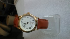 Đồng hồ quartz Telva Nhật .
