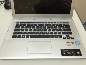 Bán Sony Vaio SVT 13 CVS i5-3317U/ 4Gb / 500Gb / HD 4000 / 13,3 Đẹp thua hà tăng xíu...@@