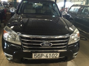 Bán Ford Everest 4x2 AT sx 2010 xe cực đẹp