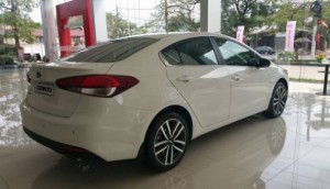 Bán KIA Cerato ( K3 facelift) tại Gia Lai giá 579 triệu