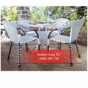 Bàn ghế cafe thanh lý kiểu mẫu đa dạng