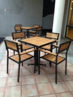 Cần thanh lý 20 bộ bàn ghế cà phê giá rẻ