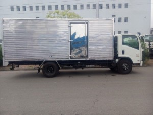 Tổng Đại lý bán xe tải ISUZU 5.5 tấn giá rẻ nhất Sài Gòn Giao Xe Toàn Quốc