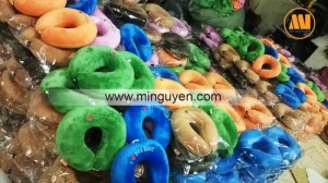 Chuyên cung cấp,sản xuất gối kê cổ số lượng lớn có in thêu logo của công ty