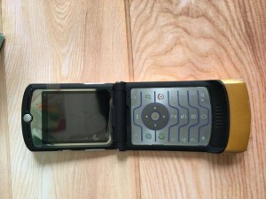 Motorola V3i new box gold giá rẻ