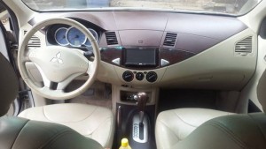 Bán Mitsubishi Zinger GLS 2009, màu bạc