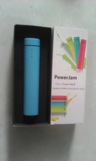 Sạc dự phòng power jam.