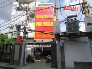 Quý khách đến với thi công mặt dựng alu tại TPHCM của Công Ty Ánh Sao Trẻ luôn được đảm bảo quyền lợi một cách tốt nhất. Ngoài ra, chúng tôi còn cung cấp dịch vụ tư vấn, khảo sát, thiết kế chính xác và nhanh chóng trước khi thi công nhằm giảm chi phí thi công mặt dựng alu ban đầu và tiết kiệm thời gian cho quý khách.