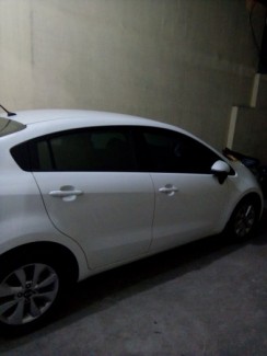 Cần Mua Xe Du Lịch 4 Chỗ Đến 7 Chỗ Gía Cao