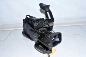 Máy quay chuyên nghiệp Panasonic NV- MD 10000