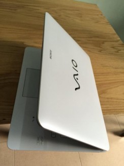 Laptop sony vaio SVf14, core i5, 4G, 500G,...