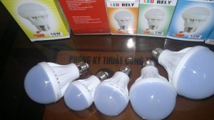 bóng đèn led đui xoáy