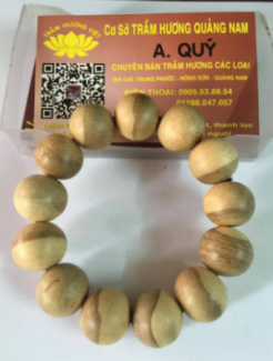 Vòng tay trầm hương