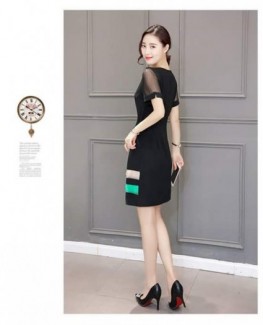 Mã 817400 họa tiết chân váy lạ