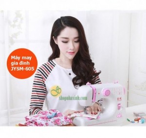 Máy may gia đình 605 với 12 kiểu đường may cơ bản cho phép bạn thiên biến vạn hoá các thiết kế của mình bằng nhiều kiểu đường may khác nhau tạo thêm độ bền chắc và tinh tế, đẹp đẽ cho thành phẩm.