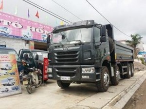 Xe tải FAw 4 chân 340HP tải trọng lớn, giá cả hợp lý, cạnh tranh với chiều dài lòng thùng lên tới 8m