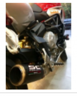 - Nắp bình xăng CNC-Racing